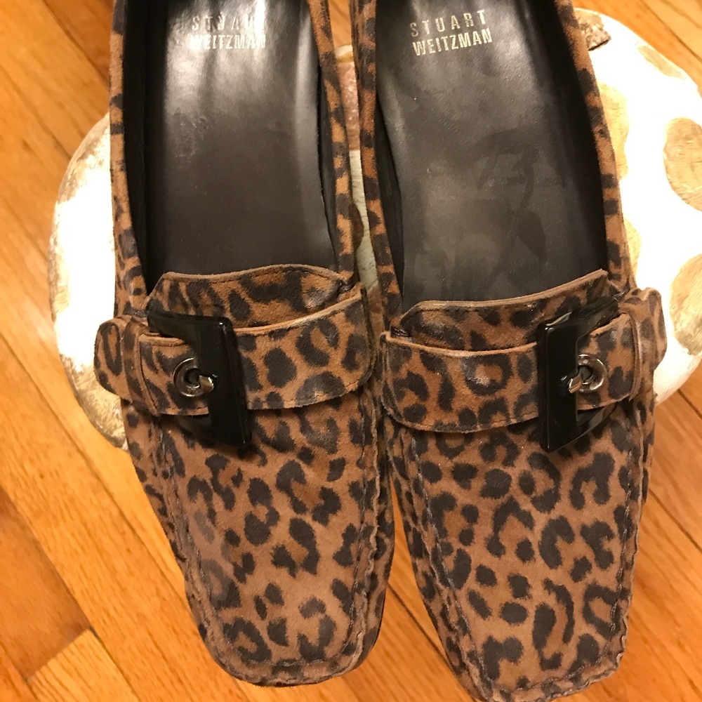 FLAT SHOES